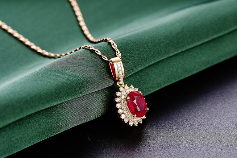 10 Stunning Ruby Necklaces That Will Add a Pop of Color to Your Look